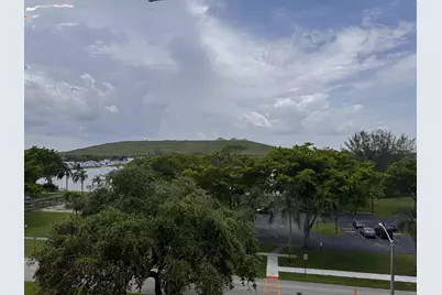 4570 NW 18th Avenue #605, Deerfield Beach, FL 33064 - Photo 35