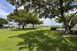 4570 NW 18th Ave, Deerfield Beach, FL 33064 - Photo 23
