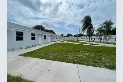4393 Windsor Avenue #2, West Palm Beach, FL 33407 - Photo 1