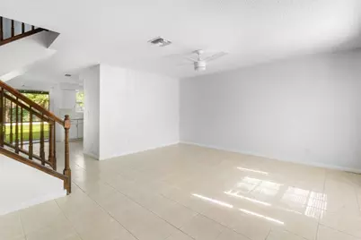 304 Georgian Park Drive, Jupiter, FL 33458 - Photo 5