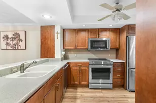 911 Gardenia Dr, Delray Beach, FL 33483 - Photo 5