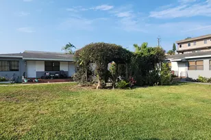 130 S Lakeside Dr, Lake Worth Beach, FL 33460 - Photo 1