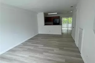 2896 S Edgehill Ln, Cooper City, FL 33026 - Photo 3