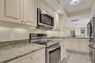 3000 N Ocean Dr, Singer Island, FL 33404 - Photo 13