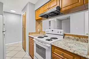 2305 N Congress Ave, Boynton Beach, FL 33426 - Photo 7