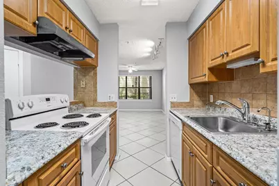 2305 N Congress Avenue #18, Boynton Beach, FL 33426 - Photo 9