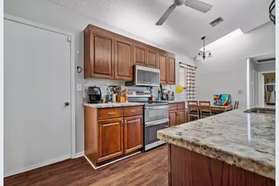 11909 Donlin Drive, Wellington, FL 33414 - Photo 7