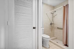 11909 Donlin Dr, Wellington, FL 33414 - Photo 19