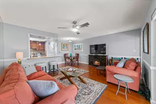 2864 NE 33rd Ct, Fort Lauderdale, FL 33306 - Photo 9
