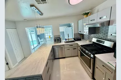 799 NW Jorgensen Road, Port Saint Lucie, FL 34983 - Photo 15