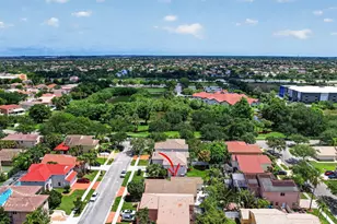 327 SW 191st Terrace, Pembroke Pines, FL 33029 - Photo 61