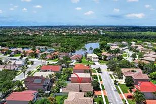 327 SW 191st Terrace, Pembroke Pines, FL 33029 - Photo 57