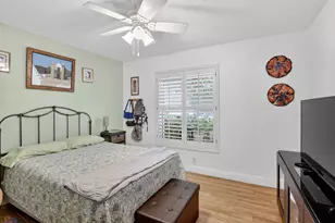 327 SW 191st Terrace, Pembroke Pines, FL 33029 - Photo 29