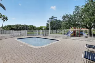 327 SW 191st Terrace, Pembroke Pines, FL 33029 - Photo 49
