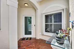 327 SW 191st Terrace, Pembroke Pines, FL 33029 - Photo 5