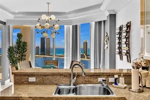 7000 Island Blvd, Aventura, FL 33160 - Photo 23