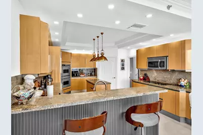 7000 Island Boulevard #Ph-06, Aventura, FL 33160 - Photo 17