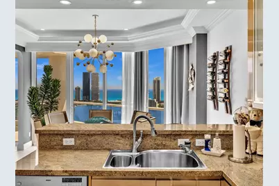 7000 Island Boulevard #Ph-06, Aventura, FL 33160 - Photo 23