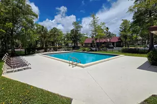 616 NW 47th St, Deerfield Beach, FL 33064 - Photo 5