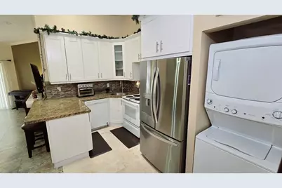616 NW 47th Street, Deerfield Beach, FL 33064 - Photo 7