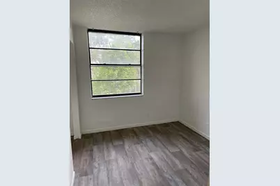 211 Lake Pointe Drive #Unit 207, Oakland Park, FL 33309 - Photo 5