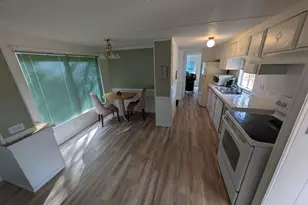 134 John St, Hawthorne, FL 32640 - Photo 9