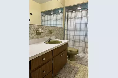 129 Alhambra Place, West Palm Beach, FL 33405 - Photo 23