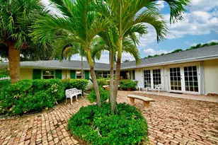 129 Alhambra Pl, West Palm Beach, FL 33405 - Photo 33