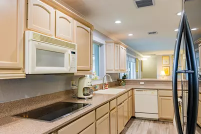 801 SE 5th Terrace, Pompano Beach, FL 33060 - Photo 17