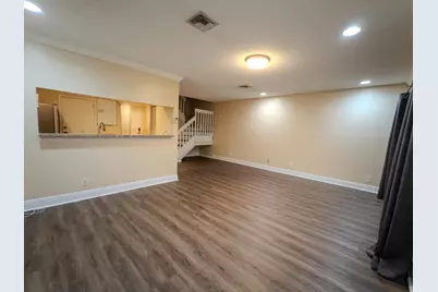 2011 E Discovery Cir Circle E, Deerfield Beach, FL 33442 - Photo 13