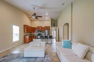 1750 SW Berkshire Cir Circle SW, Vero Beach, FL 32968 - Photo 11