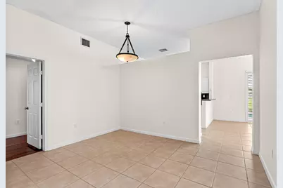 376 E Royal Cove Circle, Davie, FL 33325 - Photo 9