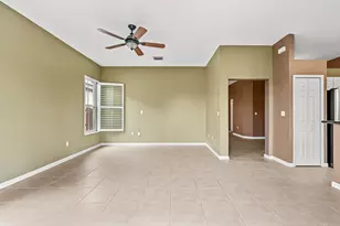 376 E Royal Cove Cir, Davie, FL 33325 - Photo 21