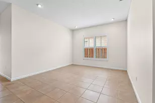 376 E Royal Cove Cir, Davie, FL 33325 - Photo 15