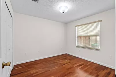 376 E Royal Cove Circle, Davie, FL 33325 - Photo 33