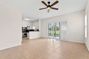 376 E Royal Cove Cir, Davie, FL 33325 - Photo 17