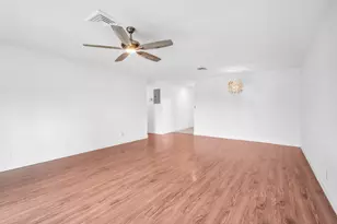 8900 W Sample Rd, Coral Springs, FL 33065 - Photo 9