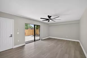 246 Charter Way, West Palm Beach, FL 33407 - Photo 7