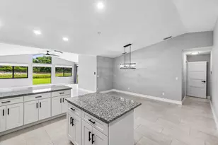 120 Mayfair Ln, Boynton Beach, FL 33426 - Photo 11
