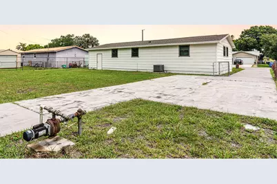 1028 Kentucky Avenue, Clewiston, FL 33440 - Photo 23