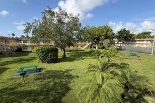 5186 NE 6th Ave, Oakland Park, FL 33334 - Photo 13