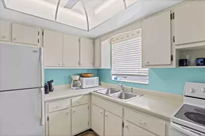 2885 W Ashley Dr Drive W #B, West Palm Beach, FL 33415 - Photo 9