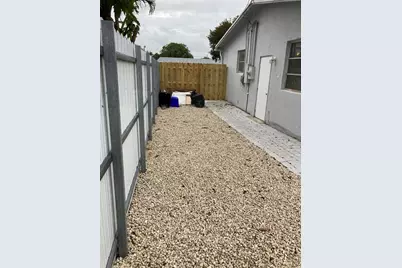 1648 NE 31st Court, Pompano Beach, FL 33064 - Photo 15