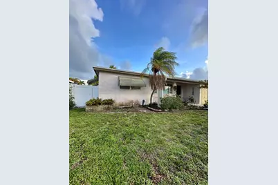 7000 SW 11th Street, Pembroke Pines, FL 33023 - Photo 3