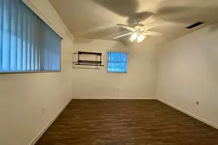 7000 SW 11th St, Pembroke Pines, FL 33023 - Photo 25
