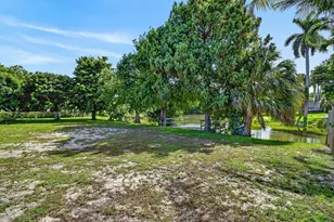 1317 Willow Rd, West Palm Beach, FL 33406 - Photo 43
