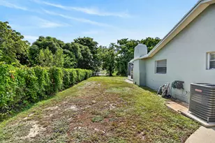 1317 Willow Rd, West Palm Beach, FL 33406 - Photo 47