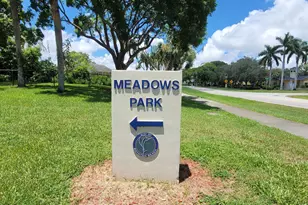 1617 Meadows Cir W, Boynton Beach, FL 33436 - Photo 21