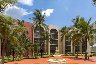 19455 NE 10th Ave, North Miami Beach, FL 33179 - Photo 9