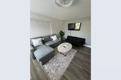 740 SW 10th Street, Pompano Beach, FL 33060 - Photo 7